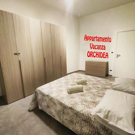 Appartamento Vacanza Orchidea Turijn Buitenkant foto